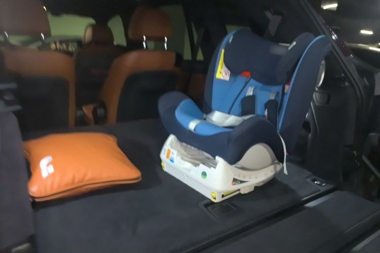 Used BMW X7 2019 xDrive40i Personalized Limited Edition Luxury Package Trunk