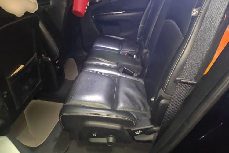 Used Dodge Journey 2013 2.4L Two-Wheel Drive Luxury Version