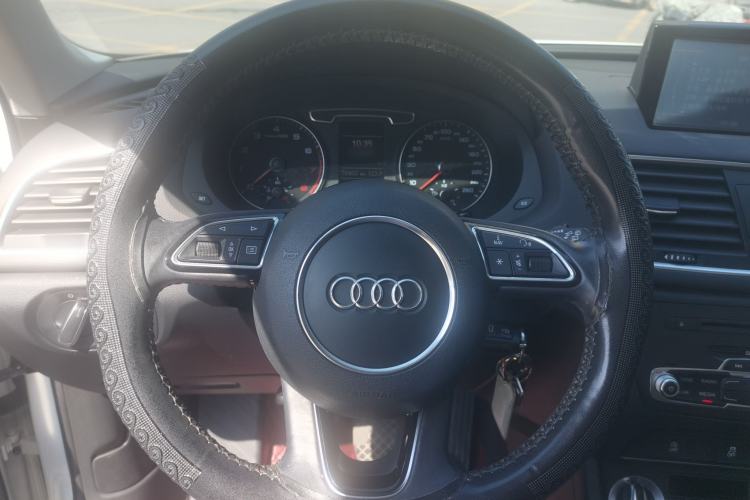 Used Audi Q3 2016 30 TFSI Collector's Edition Comfort Model Steering Wheel