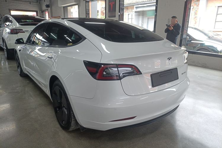 Used Tesla Model 3 2022 Rear-Wheel-Drive Version Exterior 2