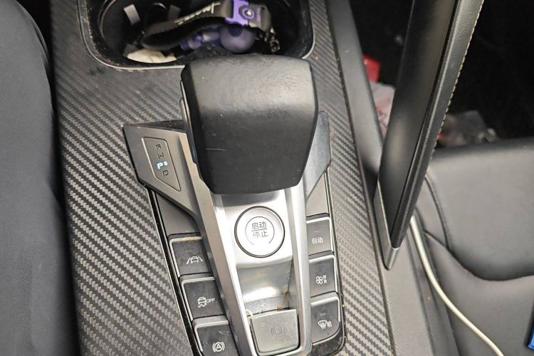 Used BYD Song Pro 2019 1.5T Automatic Luxury Model Gear Lever