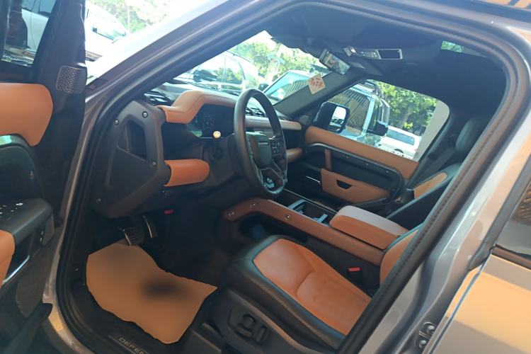 Used Land Rover Defender 2021 110 P400 X Left Front Seat