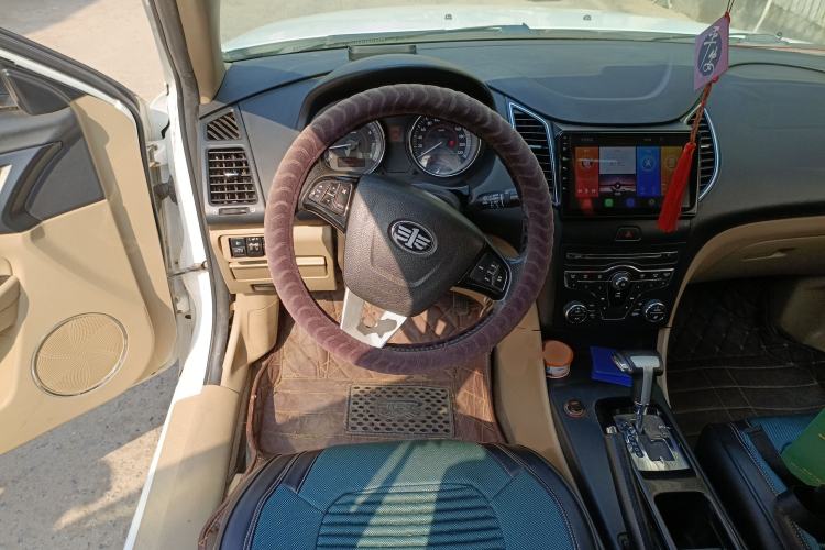 Used Bestune B50 2013 1.6L automatic luxury version