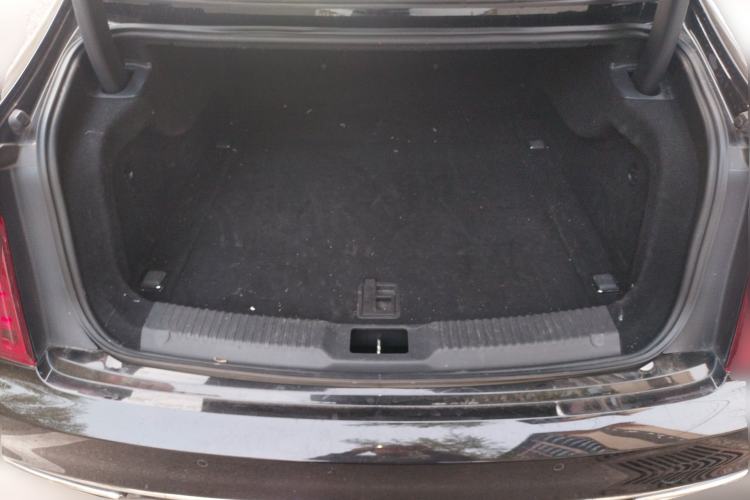 Used Hongqi H9 2020 2.0T Smart Connect Flagship Edition Trunk