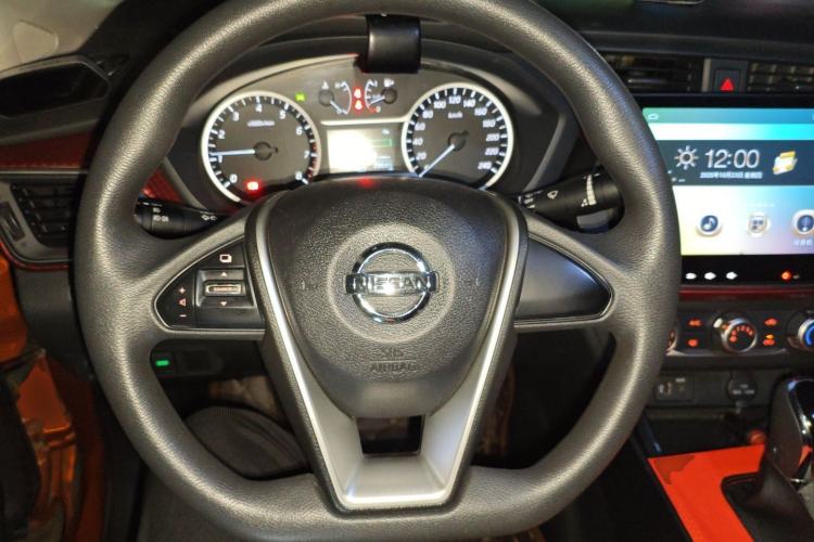 Used Nissan Lannia 2016 1.6L CVT Cool Edition Steering Wheel