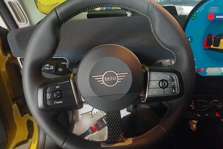 Used MINI Electric COOPER 2024 452km COOPER SE Artist
