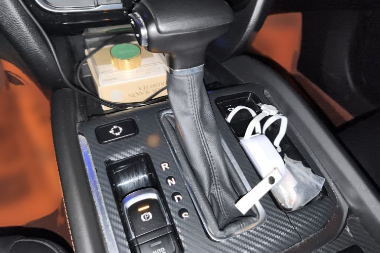 Used GAC Trumpchi GS8 2017 320T Two-Wheel Drive Luxury Smart Connectivity Version (7 Seats)