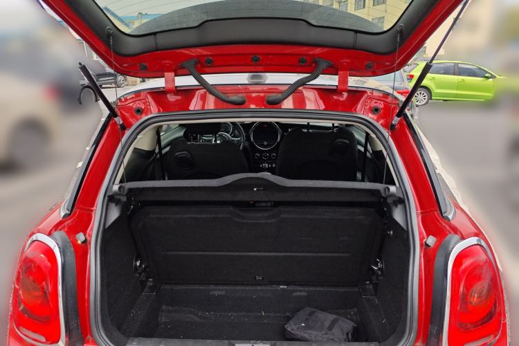 Used MINI 2016 1.5T COOPER Avant-Garde Trunk