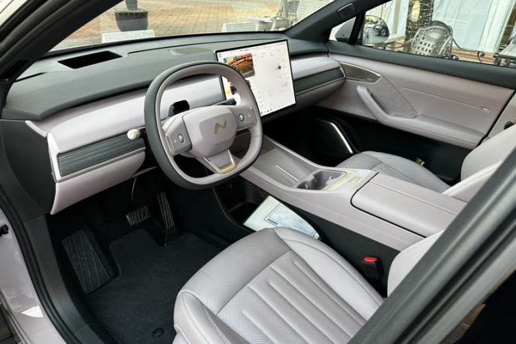 Used ONVO L60 2024 60 kWh All-Wheel Drive
