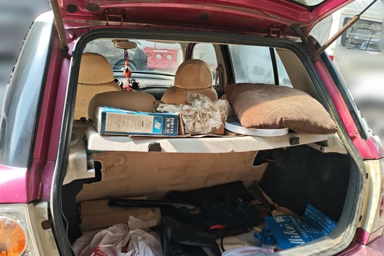 Used Lifan Auto 320 2009 1.3L Standard Edition Trunk