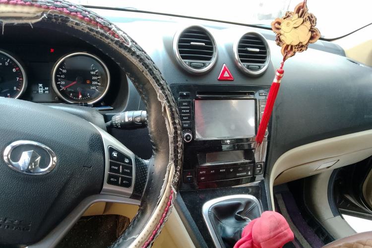 Used Haval H6 2012 1.5T Manual Two-Wheel Drive Urban Version
