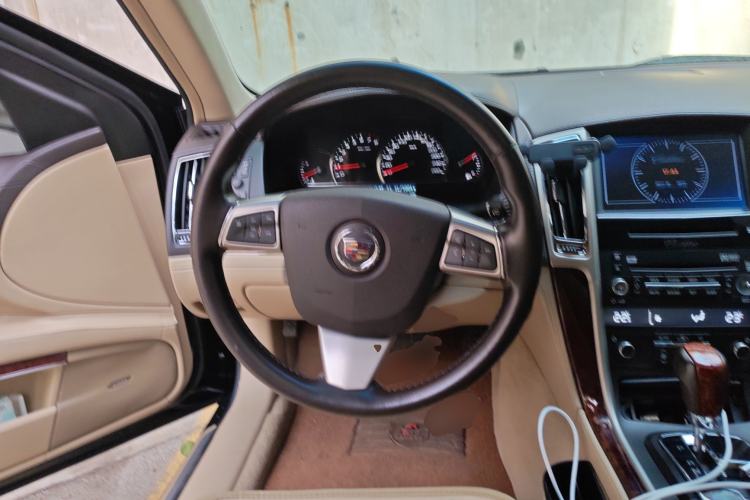 Used Cadillac SLS Seville 2011 2.0T Elite Edition Steering Wheel