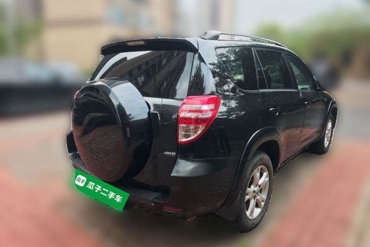 Used Toyota RAV4 2011 2.4L Automatic 4x4 Luxury Edition
