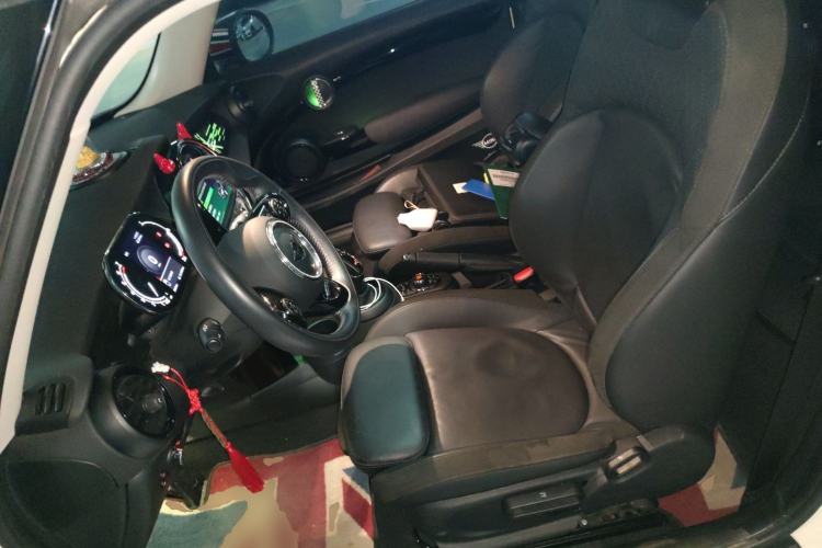 Used MINI MINI 2021 1.5T COOPER Artist
