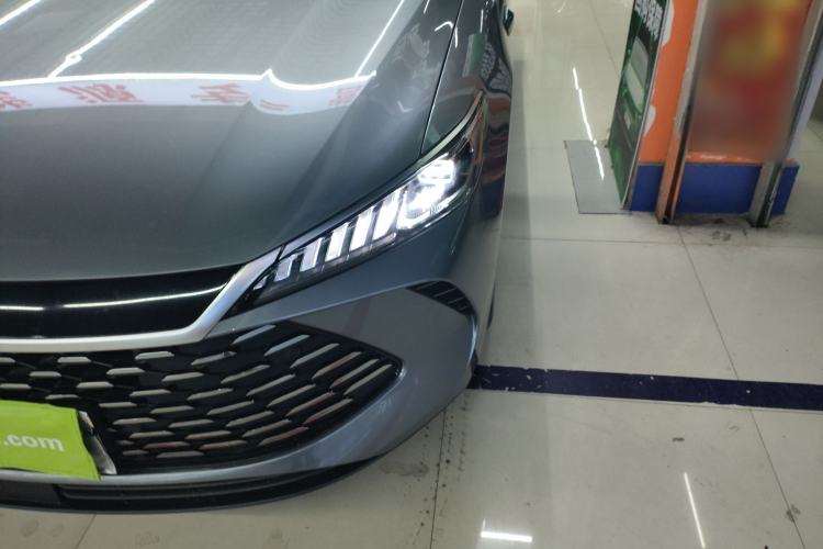 Used BYD Qin PLUS 2025 DM-i Smart Drive 120KM Superior Model
