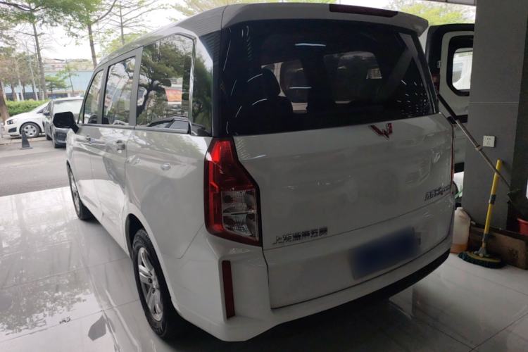 Used Wuling Hongguang PLUS 2019 1.5T Manual Luxury 7-Seater
