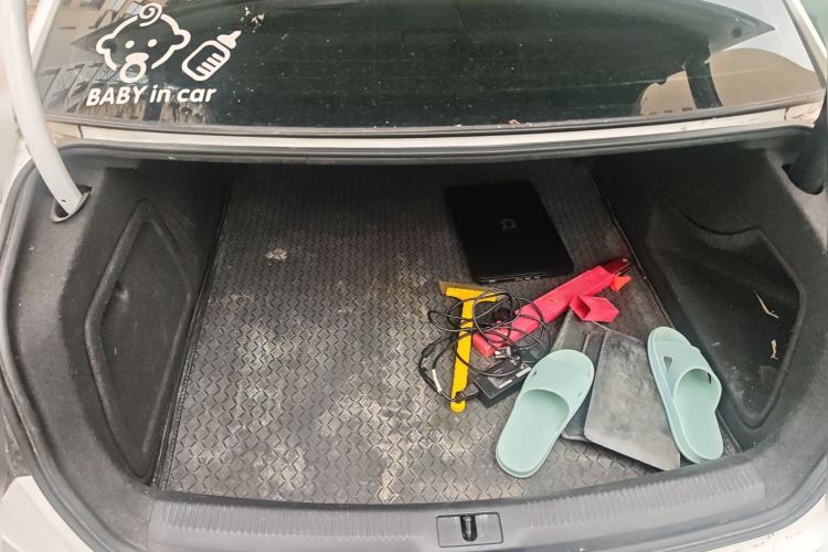 Used Audi A4L 2013 35 TFSI Automatic Technology Edition Trunk