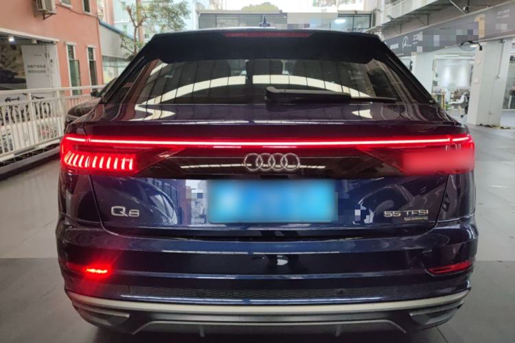 Used Audi Q8 2019 55 TFSI Luxury Dynamic Model
