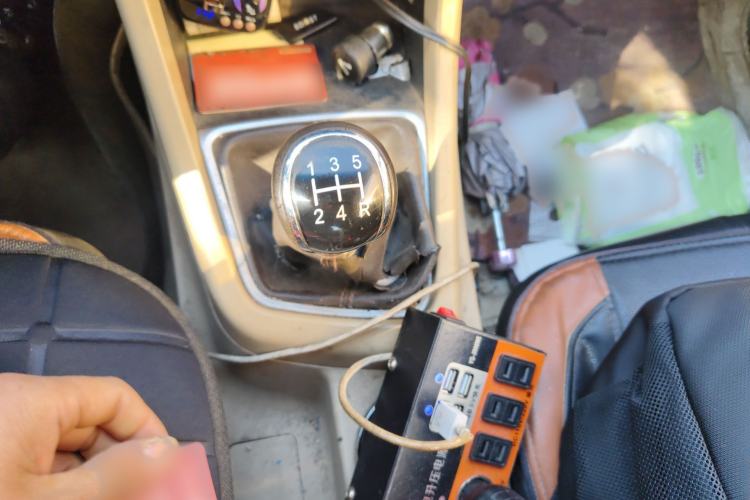 Used Baojun 730 2014 1.5L manual standard trim 7 seats Gear Lever