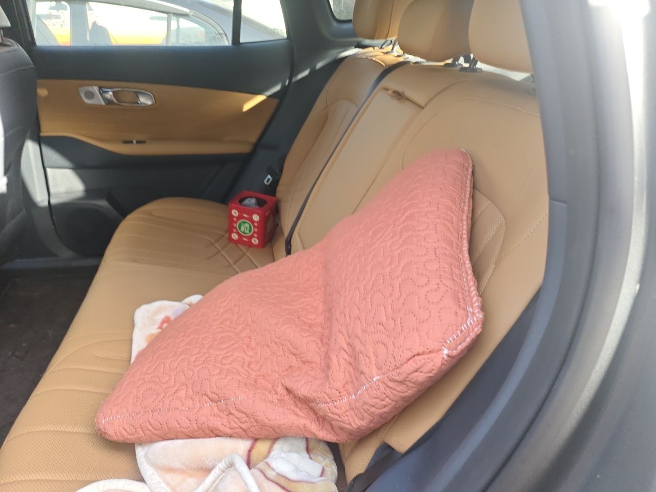 Geely Galaxy Xingjian 7 EM-i 2025 120km Exploration+ Version — снимка 17