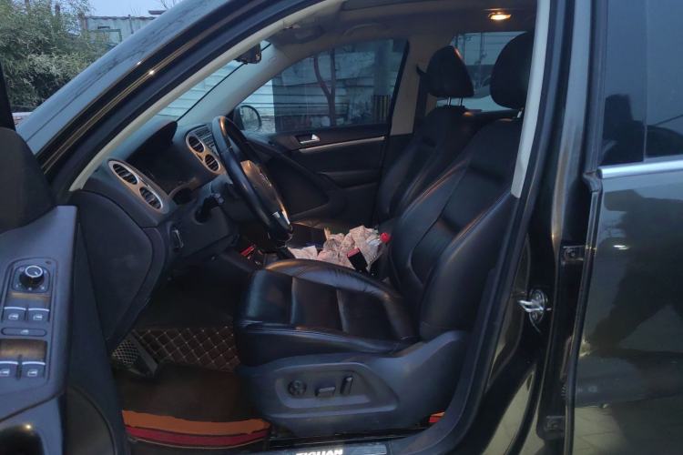 Used Volkswagen Tiguan 2015 1.8TSI Automatic Two-Wheel Drive Luxury Model Left Front Seat