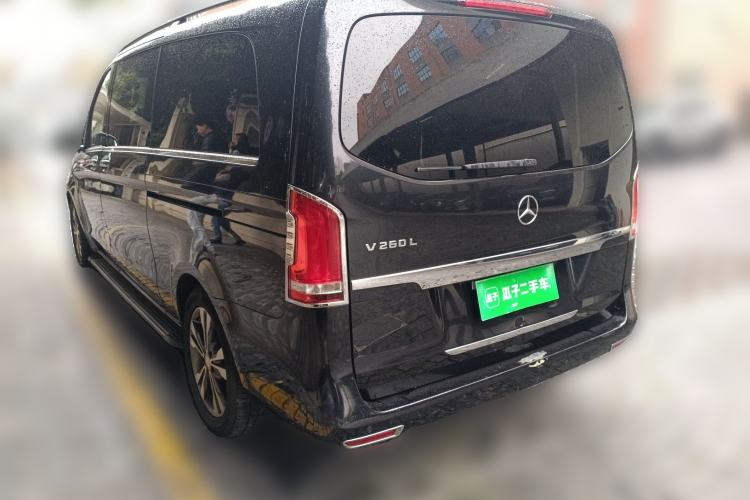 Used Mercedes-Benz V-Class 2016 V 260 Avantgarde Edition