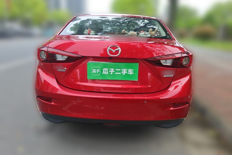 Used Mazda 3 Axela 2016 Sedan 1.5L Automatic Luxury Model