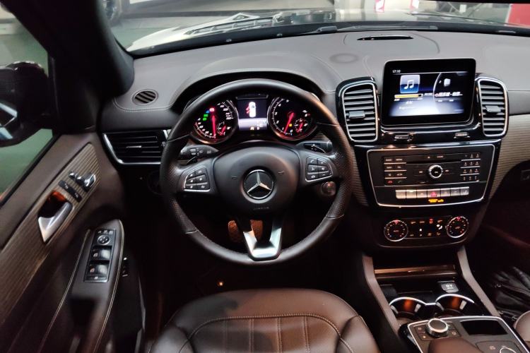 Used Mercedes-Benz GLE 2019 GLE 320 4MATIC Dynamic Edition Prestige Model
