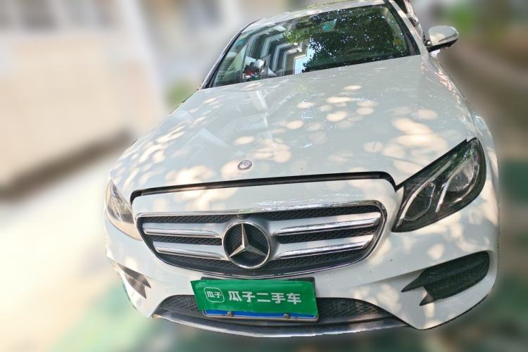 Used Mercedes-Benz E-Class 2016 E 300 L Sporty and Stylish Model Front