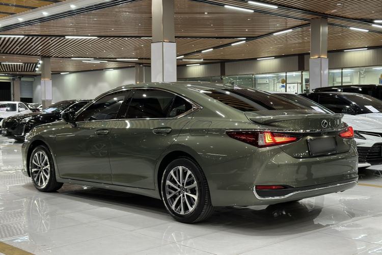 Used Lexus ES 2022 200 Excellence Edition Exterior 6