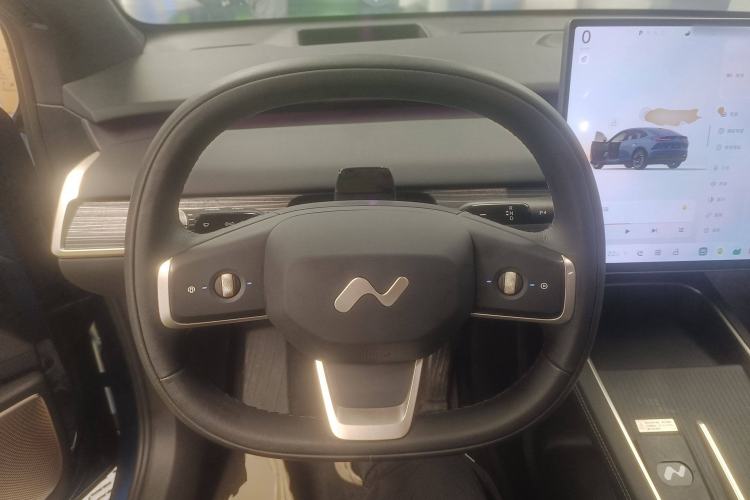 Used ONVO L60 2024 60 kWh All-Wheel Drive
