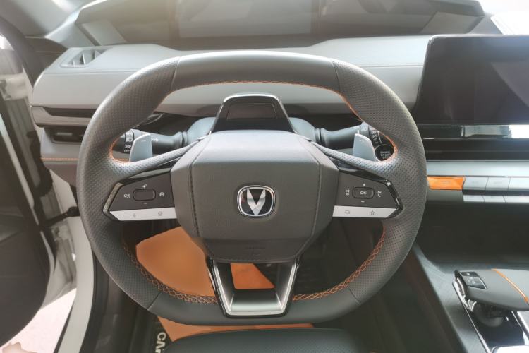 Used CHANGAN UNI-V 2022 1.5T Prestige Version