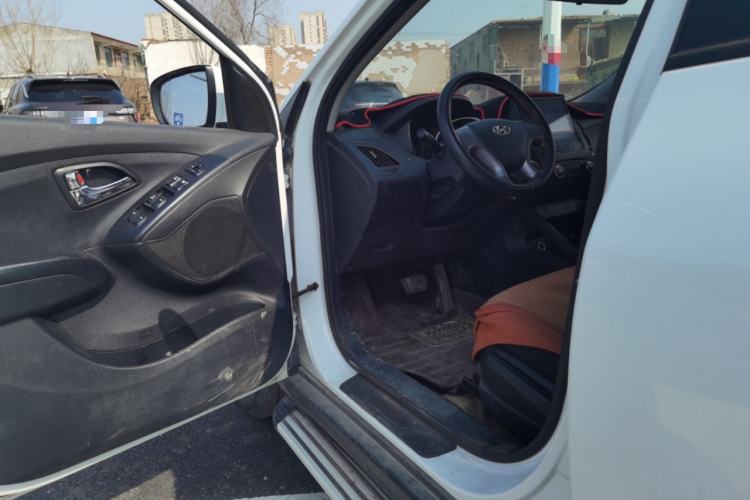 Used Hyundai ix35 2013 2.0L Automatic 2WD Comfort GL China IV Standard