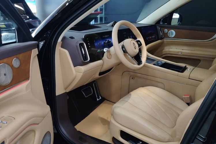 Used Hima AITO M9 2024 Range-Extended Ultra Version 52 kWh 6-Seater Model Driver Seat