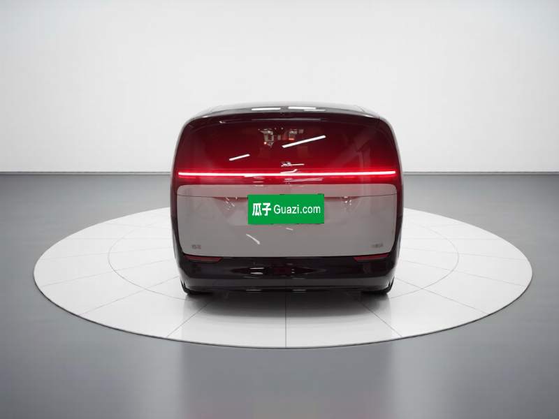 Used Li Auto MEGA 2025 Ultra Smart Refreshed Edition — 5
