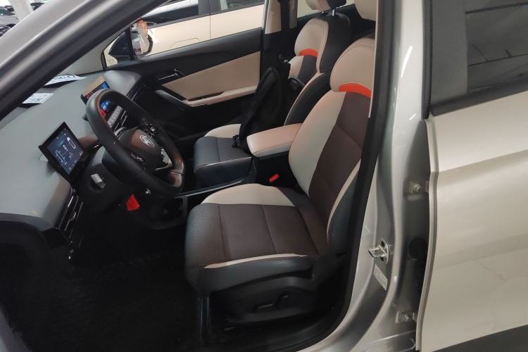 Used MG 4 EV 2022 425 km Luxury Edition