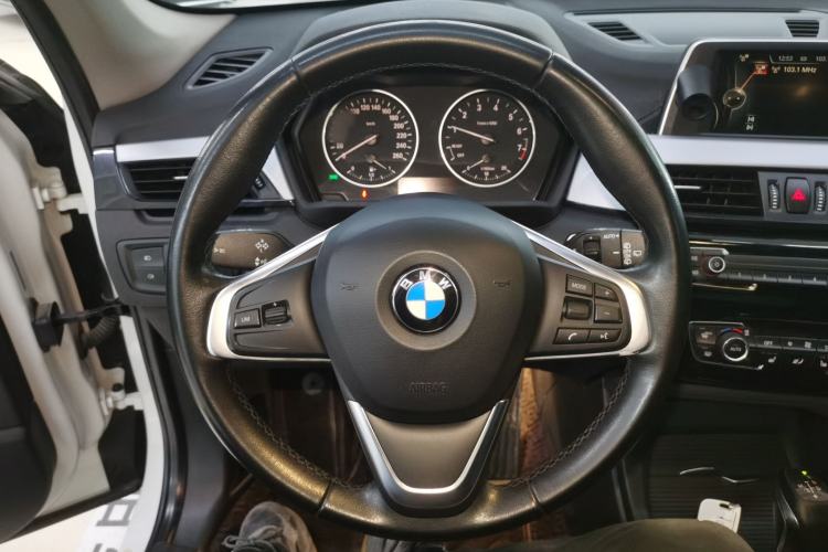 Used BMW X1 2016 sDrive18Li Premium Edition
