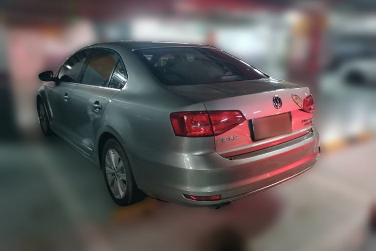 Used Volkswagen Sagitar 2015 230TSI Automatic Comfort Version
