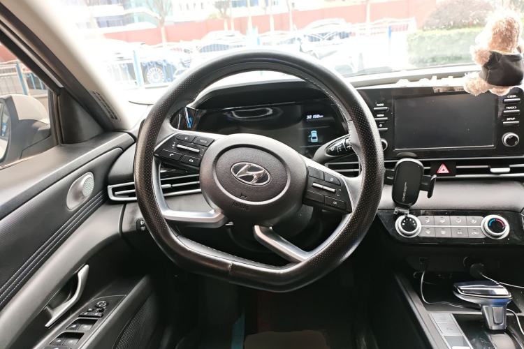 Used Hyundai Elantra 2022 1.5L CVT GLX Elite Edition