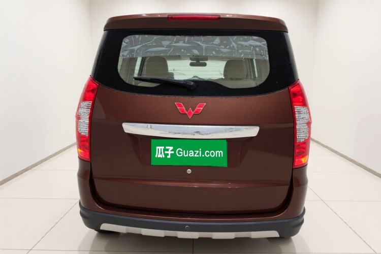 Used Wuling Hongguang 2014 1.5L S Comfort Model Rear