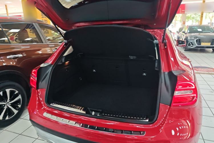 Used Mercedes-Benz GLA 2016 GLA 200 Fashion Model Trunk