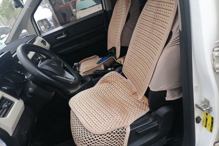 Used Wuling Hongguang PLUS 2019 1.5T Manual Comfort Version 7 Seats Left Front Seat