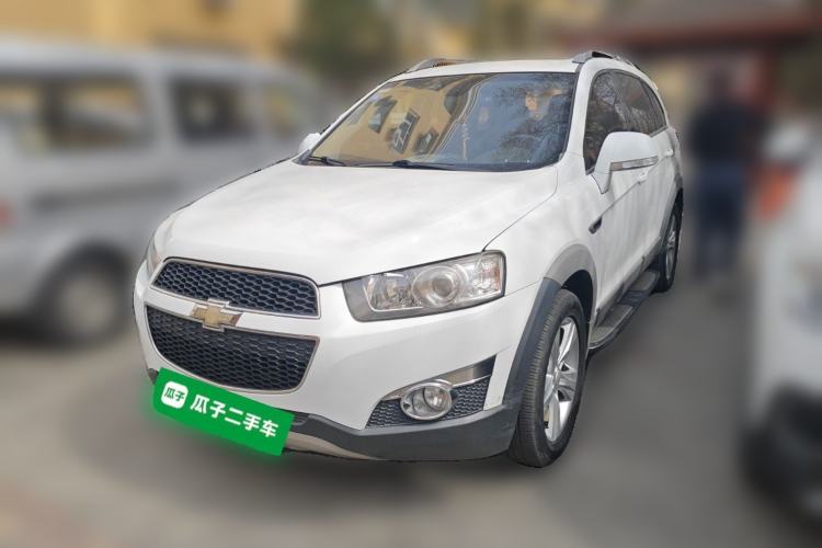 Used Chevrolet Captiva 2012 2.4L 4x4 Flagship Edition 7 Seats