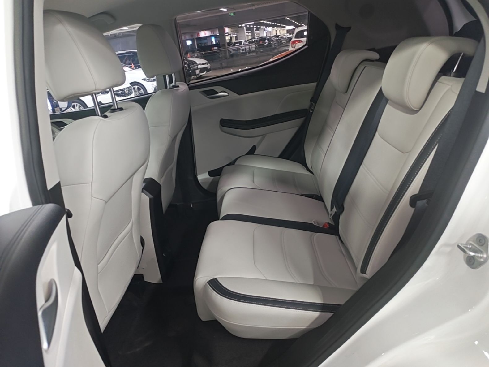 BYD Yuan Pro 2021 401 km Luxury Version — снимка 20