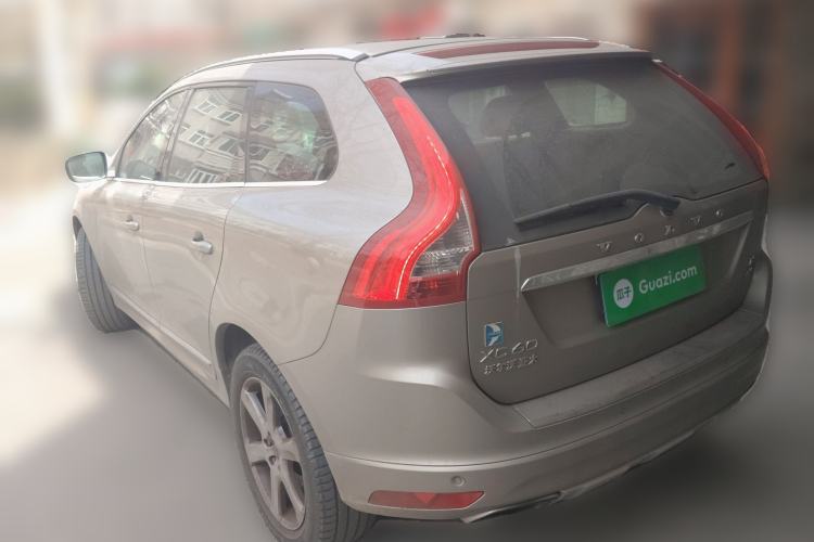 Used Volvo XC60 2015 T5 AWD Smart Drive Edition Rear Left 45 Deg