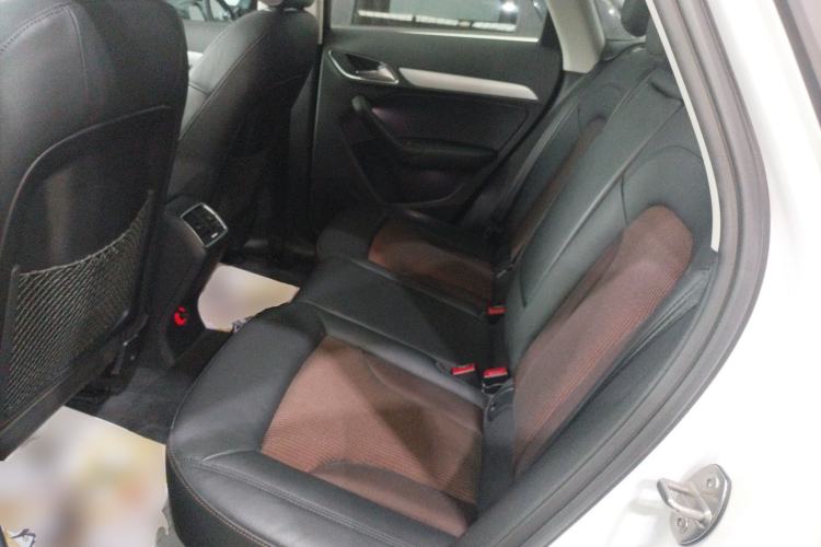 Used Audi Q3 2018 30th Anniversary Edition 30 TFSI Fashion Model Left Rear Seat