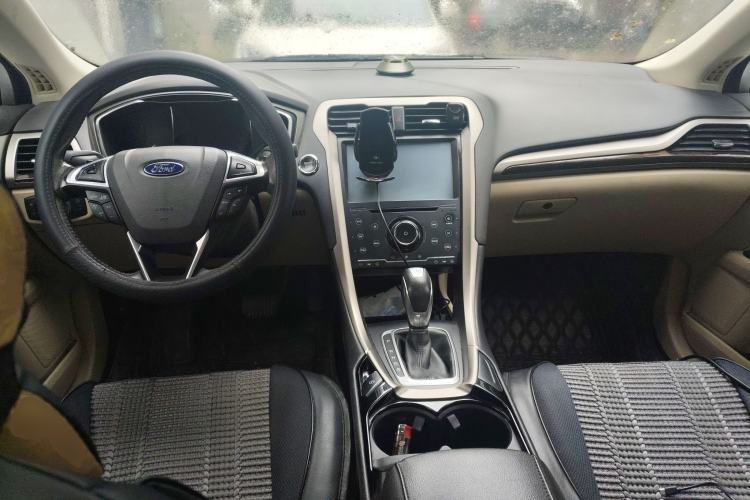 Used Ford Mondeo 2013 2.0L GTDi 200 Fashion Edition
