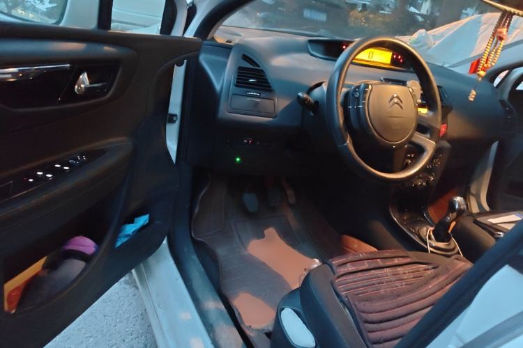 Used Citroen C-Quatre 2016 Classic Sedan 1.6L Manual CNG
