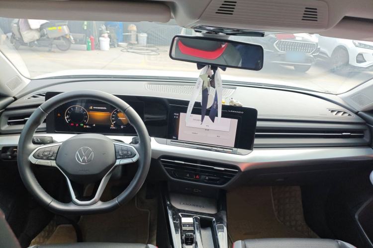 Used Volkswagen Lamando 2023 Lavida L 280TSI DSG Spicy Edition Center Console