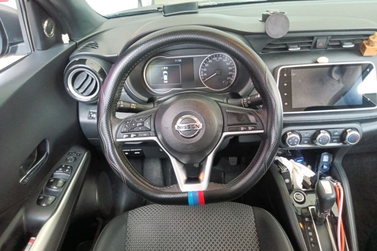 Used Nissan Kicks 2019 1.5L CVT Smart Connect Luxury Edition
